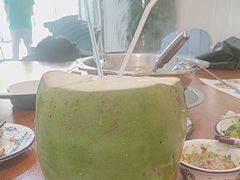 -老何家后安粉·糟粕醋海鲜火锅(三亚湾椰梦长廊店)