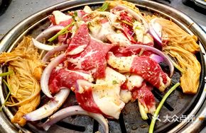 Qiqi Stir-Fried Beef Neck