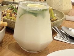 柠檬乳酸气泡-自如ZSPACE四合院艺术餐厅