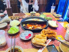 -赵美丽·重庆社区火锅·直营店(火车东站·中豪国际店)