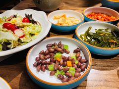 -明洞阿姨·韩式酱蟹烤肉·创意料理(三元桥店)