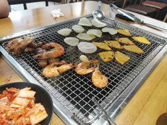 蔬菜拼盘-肉甲韩国木炭烤肉(新壹街1店)