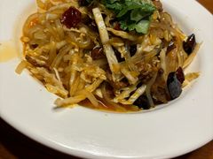 -小吴先生的店·东北烧烤(林科大店)
