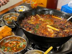 -鸿顺老铁锅美蛙鱼府(解放碑店)