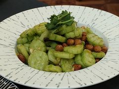 -伊带伊路新疆美食府(呼家楼店)
