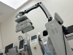 -张小熊连锁轻医美