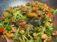小炒黄牛肉-小厨师·二十年沈家门小海鲜(百井坊巷店)