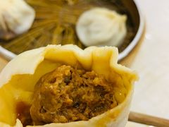 -珊珊小笼馆(仙霞路店)