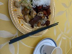 -南郊宾馆·风味自助餐厅·山东十六地市特色菜