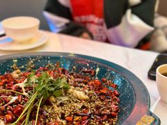 -渔香岛美蛙鱼头火锅(黔灵山公园店)