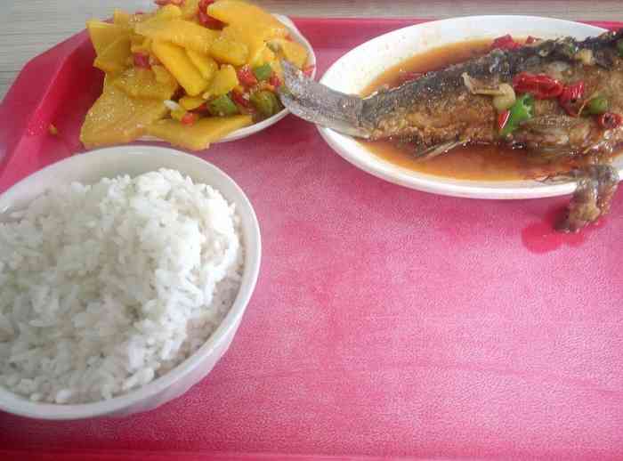 喜来客快餐厅(中心车站店)-"来吃个早餐,阿姨们很热情!要了红豆粥,.