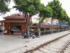 -荷香居(洞企石路店)