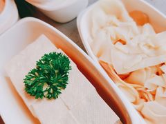 -海底捞火锅(长宁路龙之梦店)
