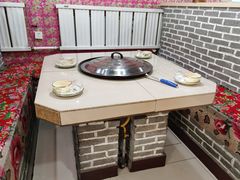 包厢-边江铁锅炖鱼(振八街店)