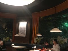 -沪小胖小龙虾(淮海中路旗舰店)