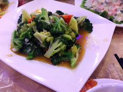 -维吾尔餐厅(宜山路店)