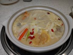 招牌猪骨煲-三人行骨头王火锅(长寿店)