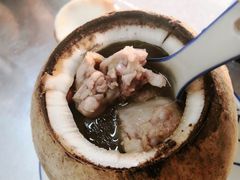 原只椰子炖走地鸡-達揚原味燉品(文明路店)