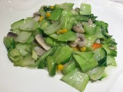 -宝燕海货工场(长江国际店)