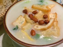 荔湾艇仔粥-大榕树下顺德菜(融创茂店)