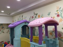 -乐悠游亲子游泳俱乐部