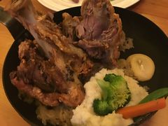 -LENBACH兰巴赫西餐啤酒坊(大连星海广场店)