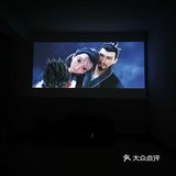 这是在我家客厅投影的效果