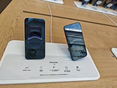 -Apple零售店(华贸购物中心店)