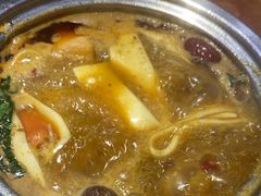 -塔兰齐新疆孜然火锅(鲤鱼山路店)