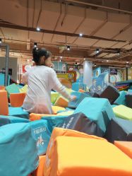 -反弹蹦床公园·运动乐园·团建·亲子派对(深圳观澜湖店)
