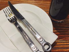 -1886德国汽车餐厅(外滩十六铺码头店)