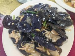 -霞涌市场海鲜摆卖区