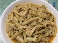 -天乐农家鱼头王(天目湖店)