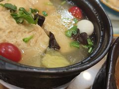 -三鞭一花·独一处·元英砂锅(海光寺店)