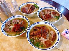 -香辉食馆(新兴路店)