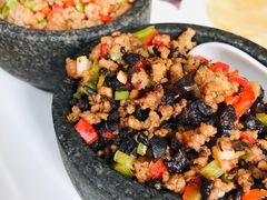 黑红三剁双拼-蝴蝶泉宾馆-中餐厅