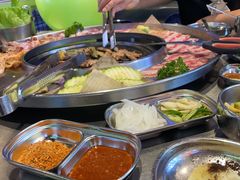-哈哈碳都·牛肋条无限自助烤肉(台江万达店)