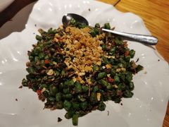 -渝半城经典川粤菜(重庆天地店)
