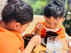-怡咖啡海鲜自助餐厅(浦东香格里拉店)