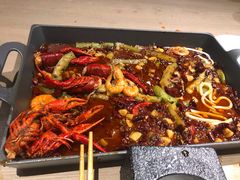 -日进一片海.生腌海鲜火锅.宵夜烧烤(三里屯总店)