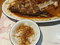 -小凤庭·地道湖北菜武昌鱼·藕汤(38年黄鹤楼店)