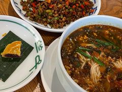 黑三剁-一坐一忘云南菜(嘉里中心店)