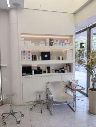 -PE SALON