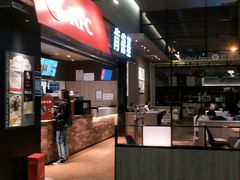 -肯德基(虹桥机场T2北指廊精选外卖点店)