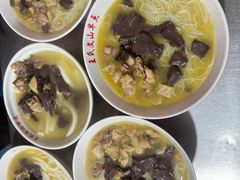 -文山荷鲜居(翠湖店)
