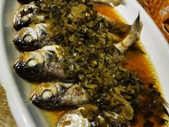 咸菜蒸黄鱼-阿巧一号私房菜(止园路店)