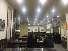 大堂-牛一嘴·兰州牛肉面·大盘鸡(财富中心店)