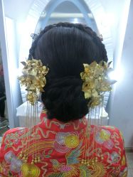 -红馆妆造(中央大街店)