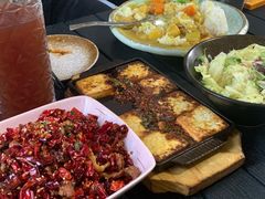 -花食间餐吧(远大购物中心群力店)
