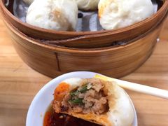 -正宗开封黄家灌汤小笼包子